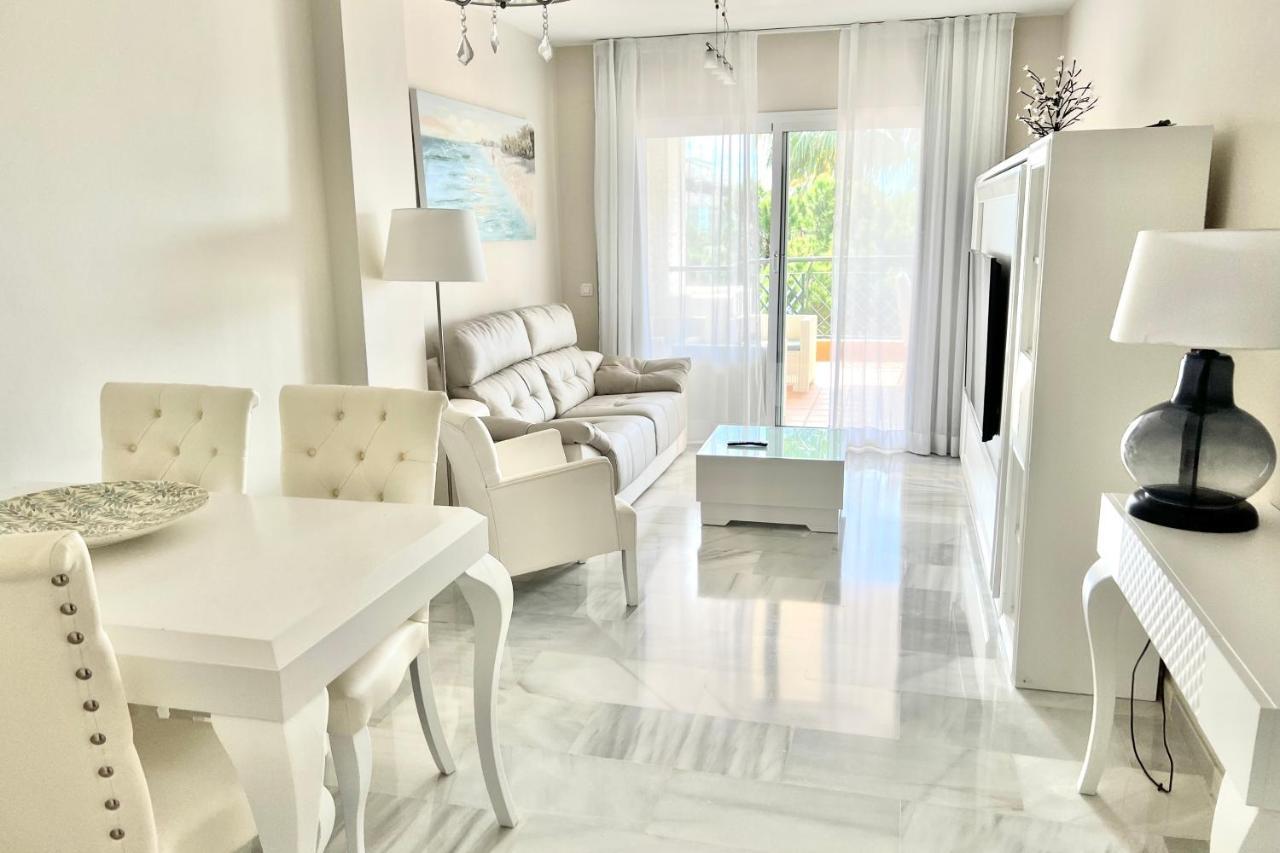 Mi Capricho Beachfront- 9D Apartment With Sea Views - Costa Del Sol La Cala De Mijas Esterno foto